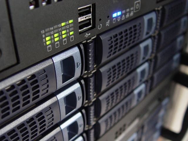 Memilih Server Email Linux yang Tepat